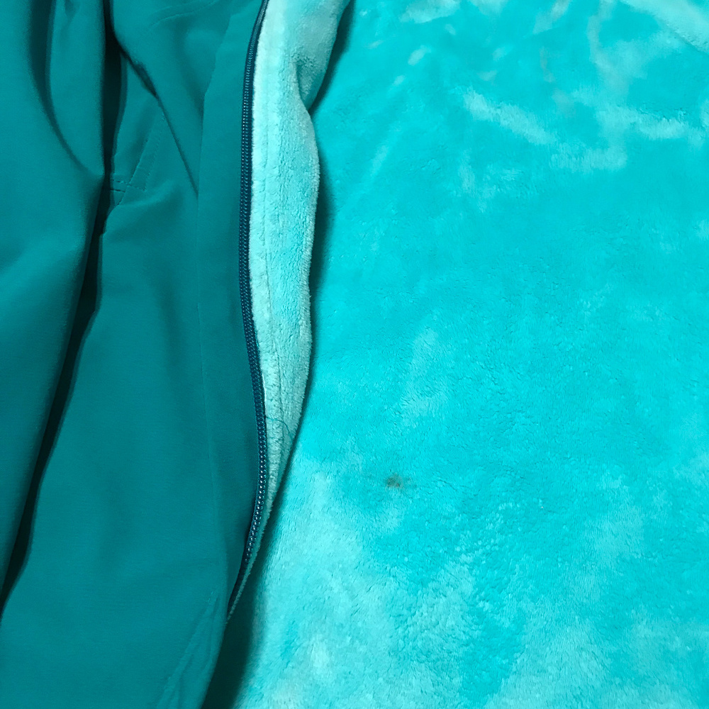 The North Face Soft Shell Jacket - Picture 2 of 3